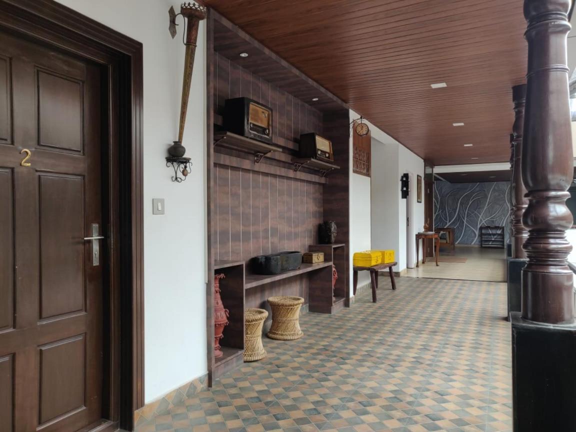 Hotel Mudra Midtown Suites & Rooms Kalasa Екстер'єр фото