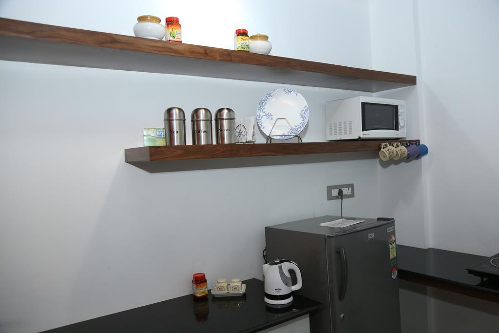 Hotel Mudra Midtown Suites & Rooms Kalasa Екстер'єр фото